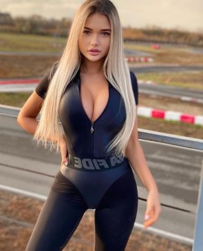 Машенька, 20