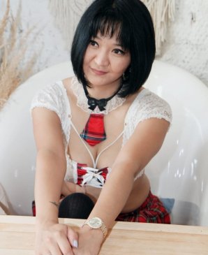 Алина Выезд, 30